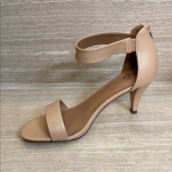 STYLE & CO NWT Women’s Size 9 Tan Beige Dress Formal Heels sandals - Picture 2 of 9